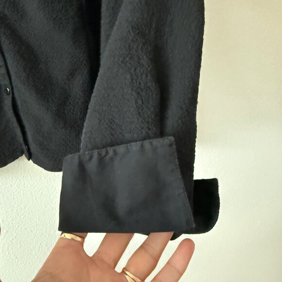 Unique Spectrum Stretch Black Crinkled Button Down Shirt Size 26W/28W - Picture 4 of 9